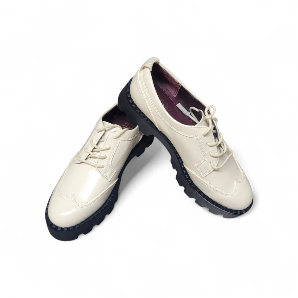 Chunky Lug Sole Lace-Up Oxford - Cream